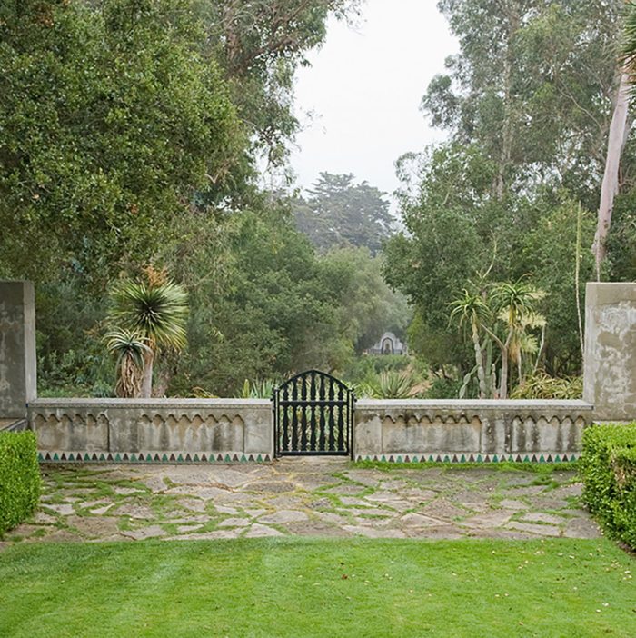 How to Book a Private Estate Rental in Los Angeles