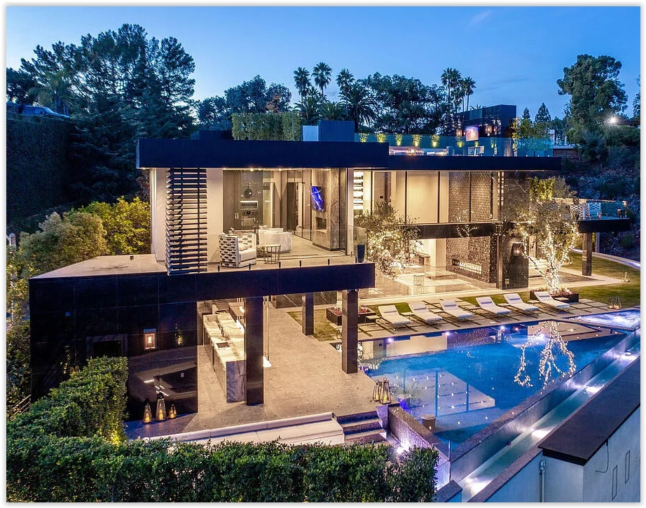 Contemporary Bel Air Estate Overlooking Los Angeles