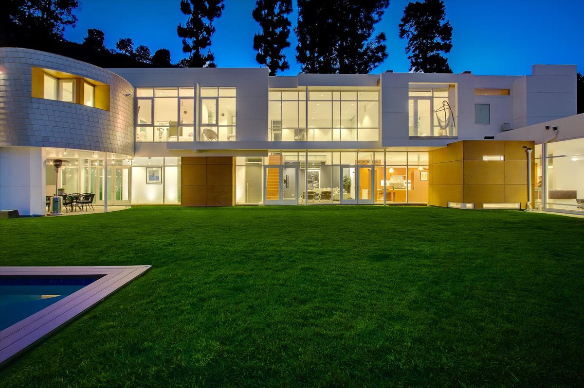 Modern Beverly Hills Estate