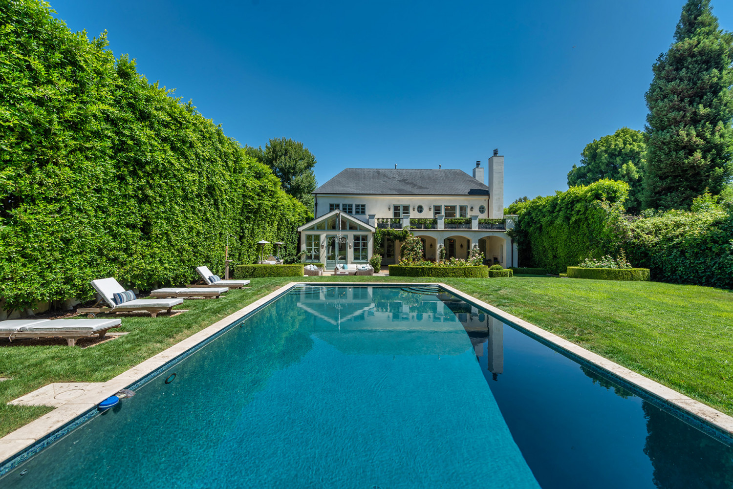 Encino Garden Estate | B641-EN — private estate event venue in Encino
